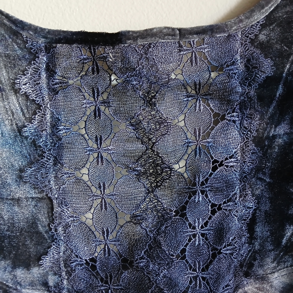 Live and Let Live Top Velour Size Large Whimsigoth Artsy Boho - Picture 9 of 14